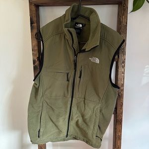 The North Face Men’s Vest - Size Medium